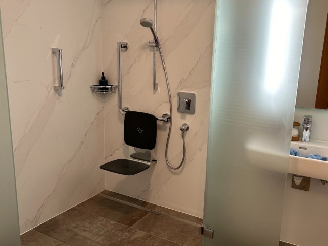 Barrierefreie Dusche im Gasthaus Antonia in Lofer